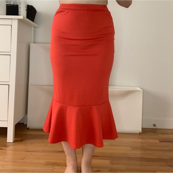 🌹 mermaid midi skirt 🌹 - Picture 5 of 6